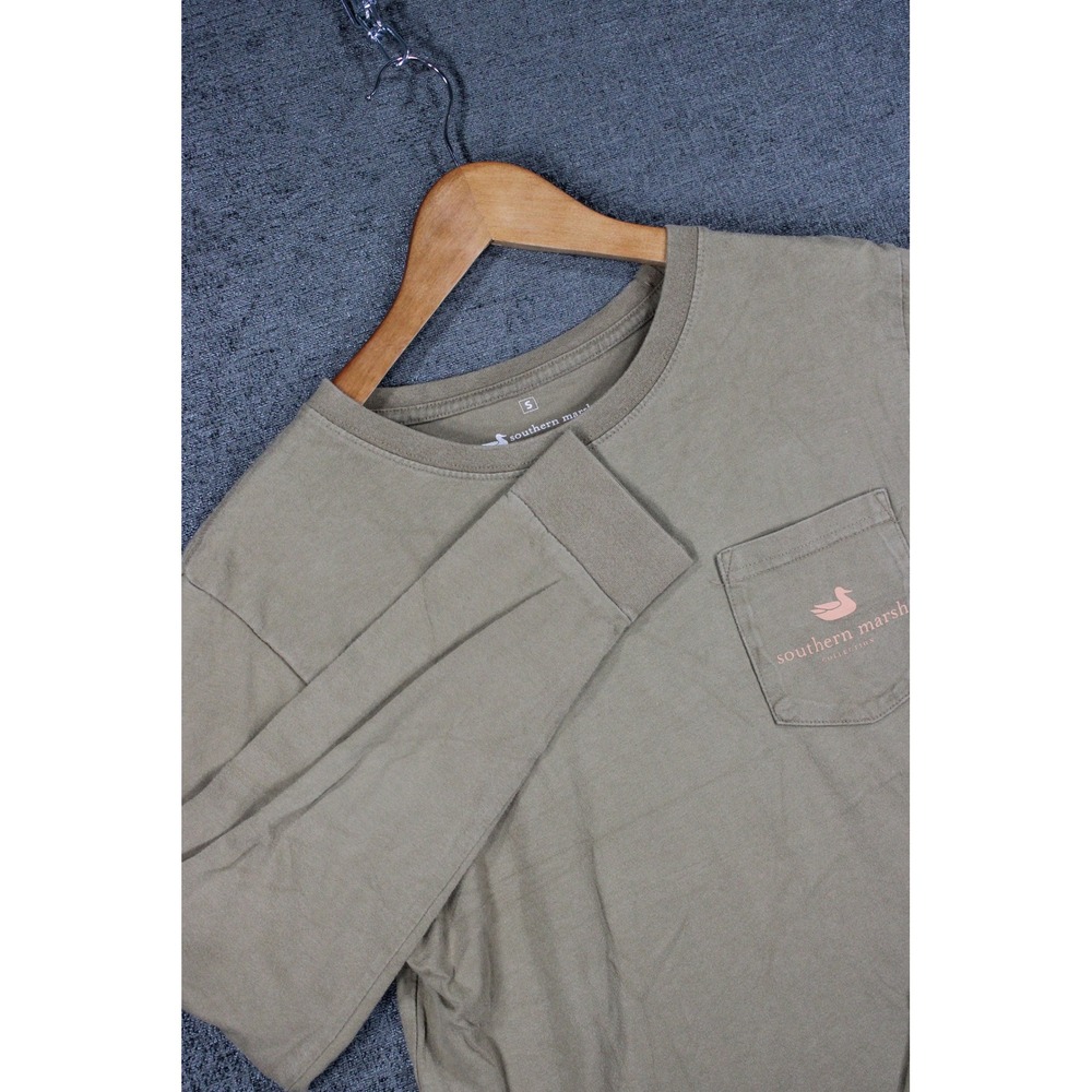 Southern Marsh Mens Long Sleeve Pocket T-Shirt Green Dog Graphic Small